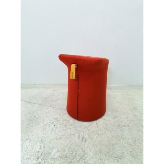 tweedehands - gebruikt - refurbished Artifort Lila 2.0 Stools/Ottomans in various colors Poufs